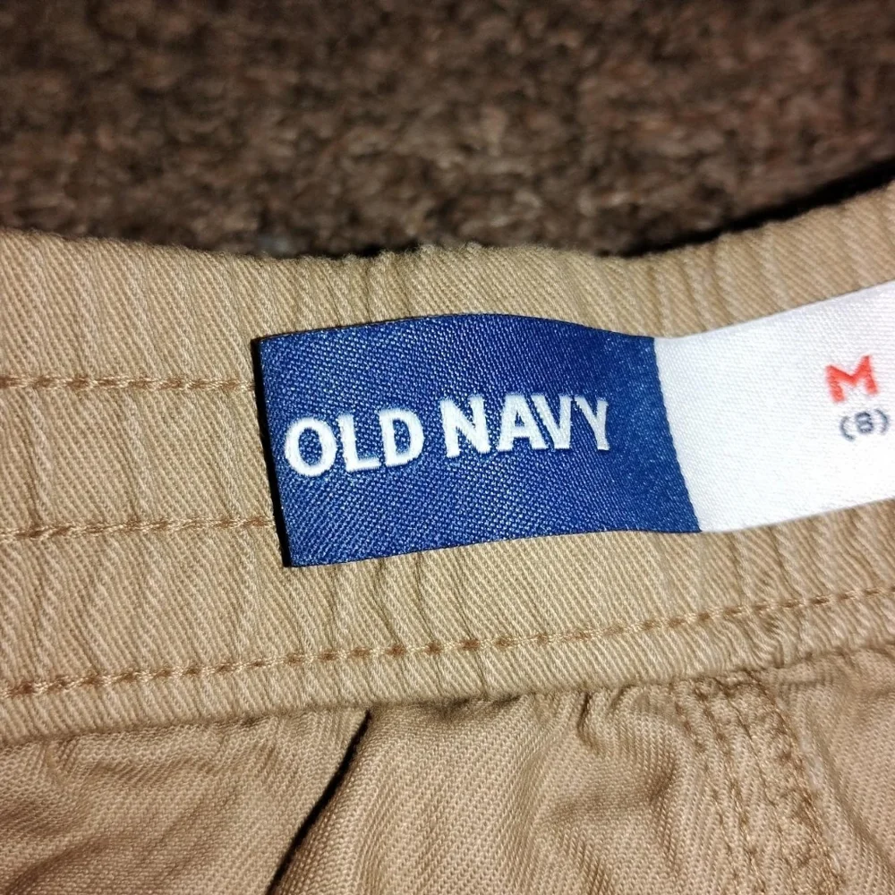 NWT Old Navy Girls Khaki Cargo Skirt - Size Medium (8) - Elastic Waist